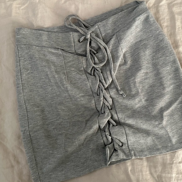 WindsorStore Tie Skirt - Picture 2 of 5